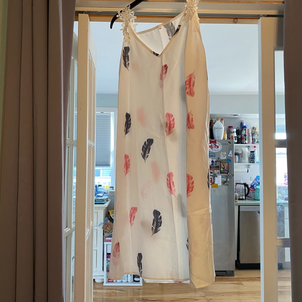 Last chance.  White dress, M